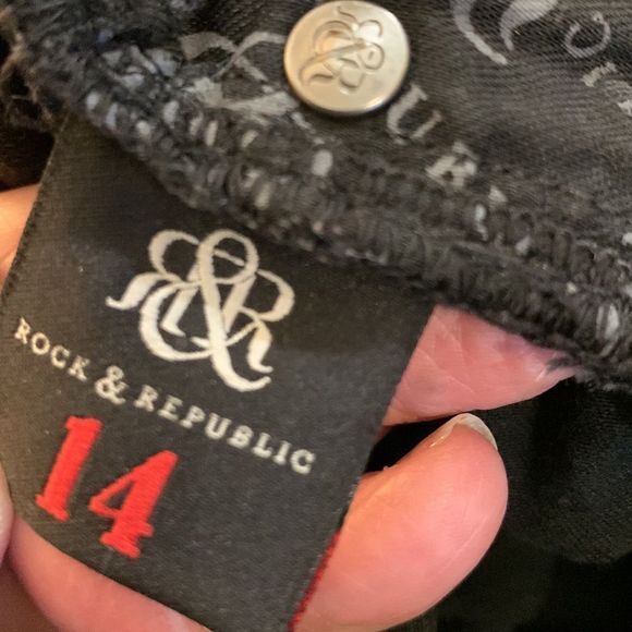Rock & Republic size 14 high roller slimming legging high waist and stretchy - Picture 4 of 9